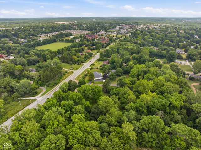 651 Spring Hills Drive, Zionsville, IN 46077