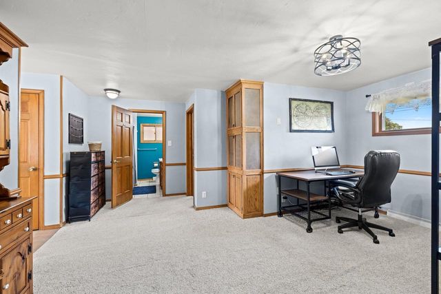 906 BLUEBIRD STREET, De Pere, WI 54115