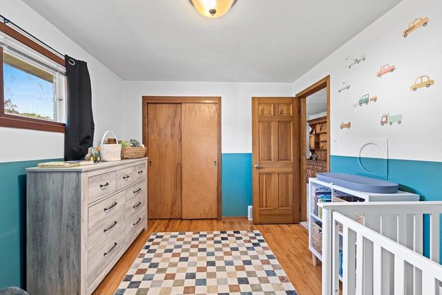 906 BLUEBIRD STREET, De Pere, WI 54115