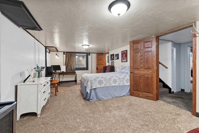 906 BLUEBIRD STREET, De Pere, WI 54115