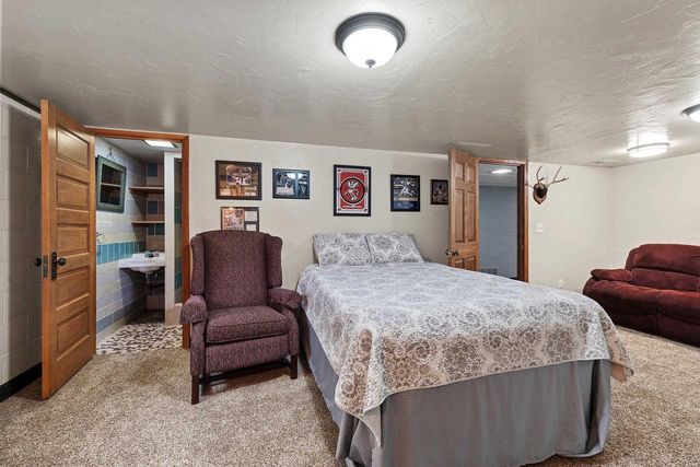 906 BLUEBIRD STREET, De Pere, WI 54115