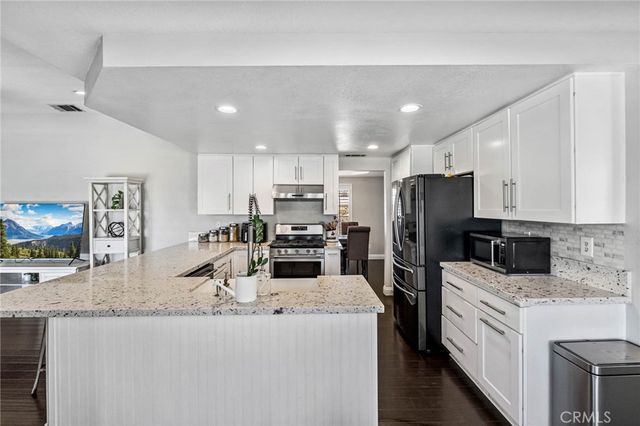 12825 Cedar Street, Hesperia, CA 92344