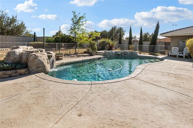 12825 Cedar Street, Hesperia, CA 92344