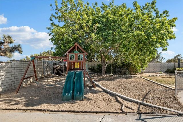 12825 Cedar Street, Hesperia, CA 92344