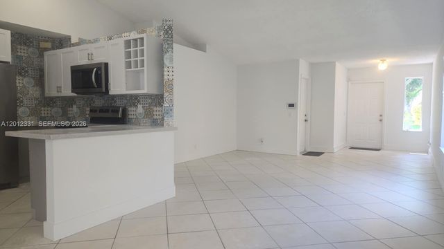 1527 Palermo Dr, Weston, FL 33327