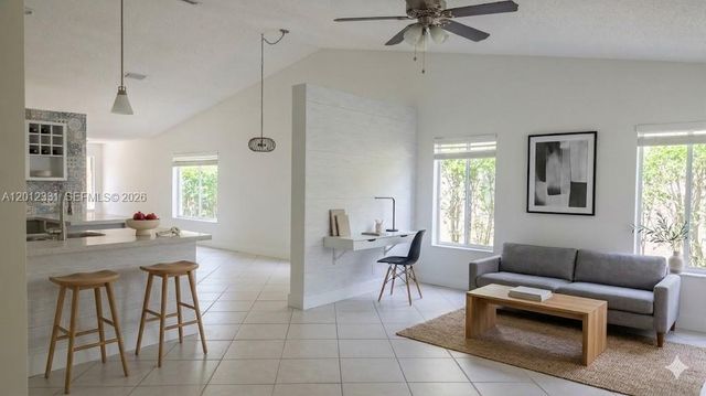 1527 Palermo Dr, Weston, FL 33327
