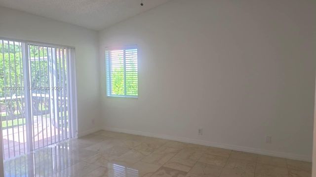 1527 Palermo Dr, Weston, FL 33327