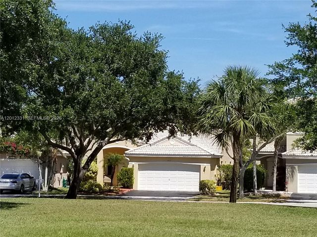 1527 Palermo Dr, Weston, FL 33327