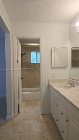 1527 Palermo Dr, Weston, FL 33327