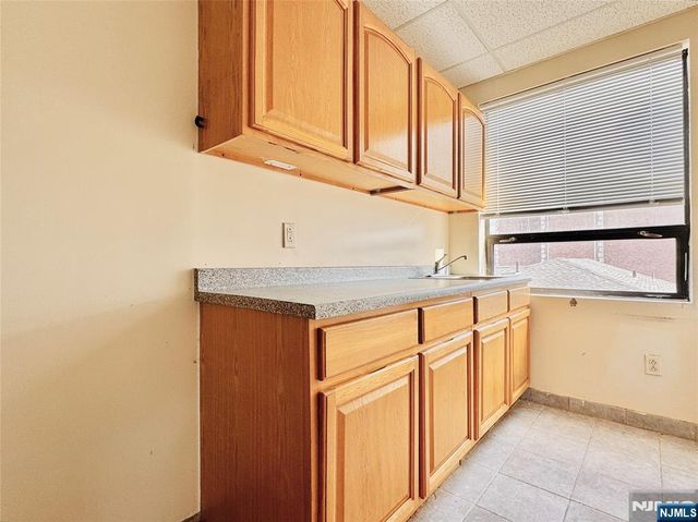 117 Central Avenue, Hackensack, NJ 07601