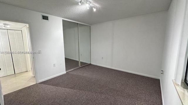 1703 Whitehall Dr 104, Davie, FL 33324