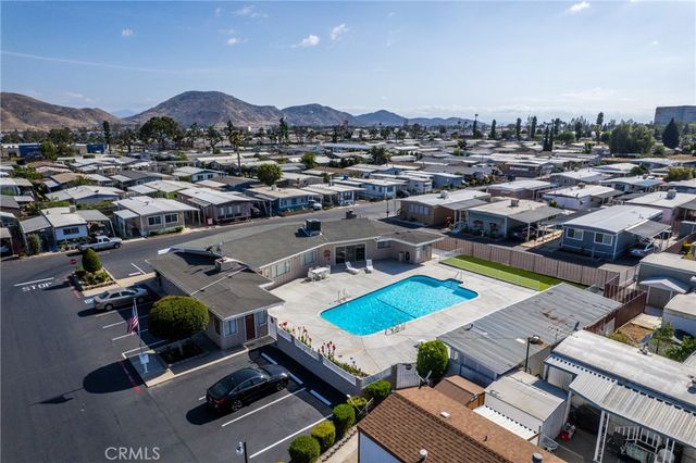 17455 Marygold Avenue 5, Bloomington, CA 92316