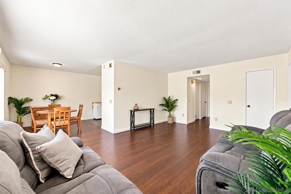 2812 Via Magia, Carlsbad, CA 92010 — photo 5