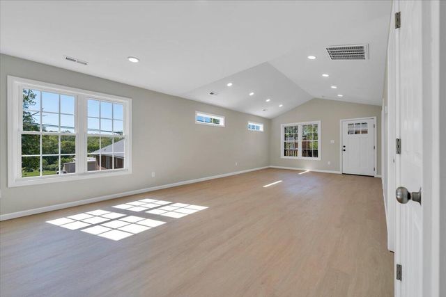 515 Cedar AVE, Vinton, VA 24179