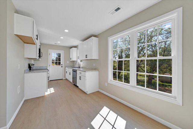 515 Cedar AVE, Vinton, VA 24179