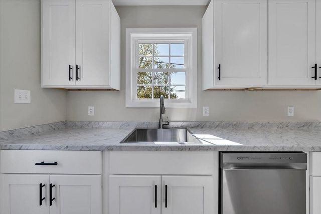 515 Cedar AVE, Vinton, VA 24179