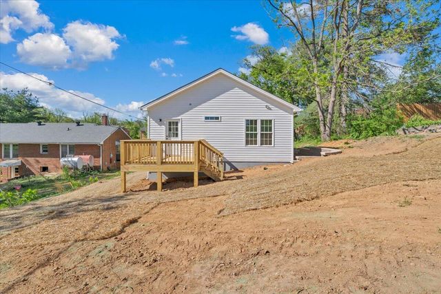 515 Cedar AVE, Vinton, VA 24179