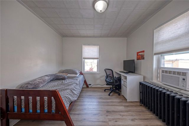 423 Walnut St, Blawnox, PA 15238
