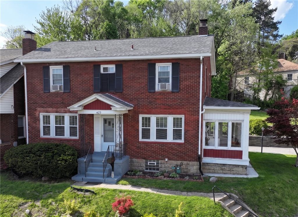 423 Walnut St, Blawnox, PA 15238