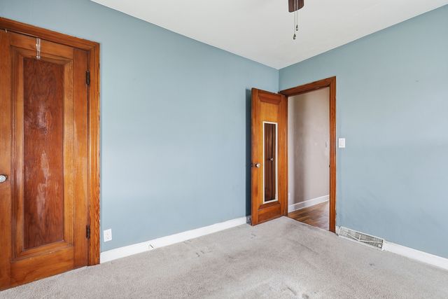 2202 46th Street, Moline, IL 61265