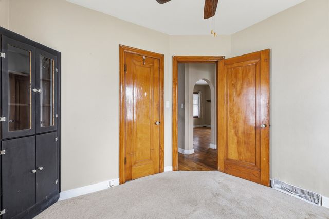 2202 46th Street, Moline, IL 61265