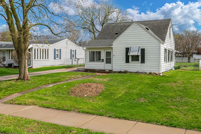 2202 46th Street, Moline, IL 61265