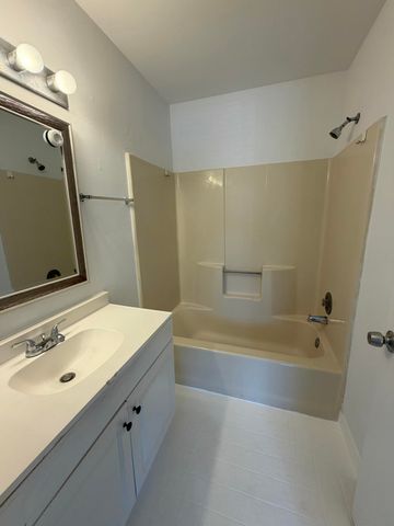 5803 SE Collins Avenue, Stuart, FL 34997