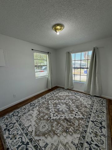 5803 SE Collins Avenue, Stuart, FL 34997