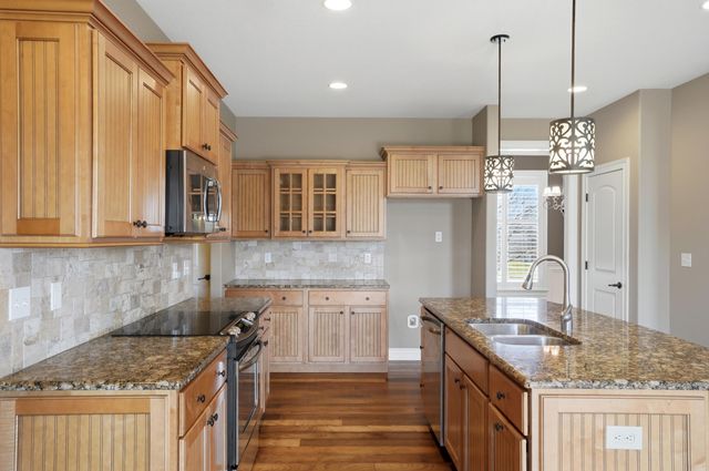 4305 SILVER VALLEY DR, Columbia, MO 65203