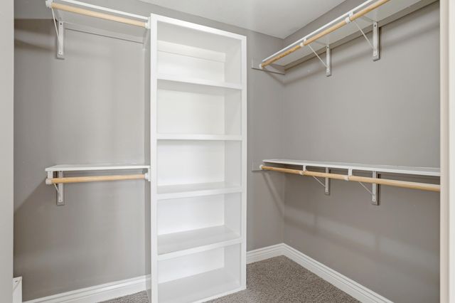 4305 SILVER VALLEY DR, Columbia, MO 65203