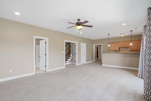 4305 SILVER VALLEY DR, Columbia, MO 65203