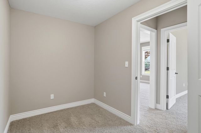 4305 SILVER VALLEY DR, Columbia, MO 65203