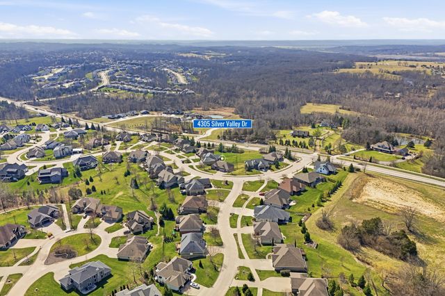 4305 SILVER VALLEY DR, Columbia, MO 65203
