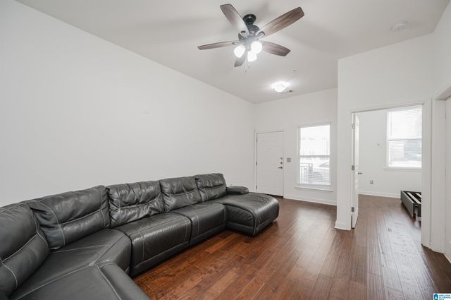 401 20th St S Apt 114, Birmingham, AL 35233