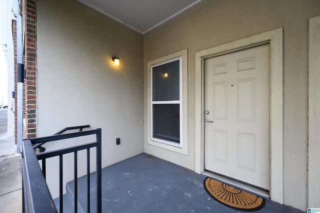 401 20th St S Apt 114, Birmingham, AL 35233