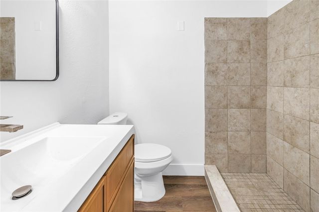 110 NE MONROE CIRCLE N 1, St Petersburg, FL 33702