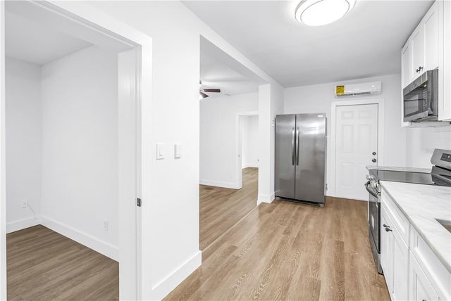 110 NE MONROE CIRCLE N 1, St Petersburg, FL 33702