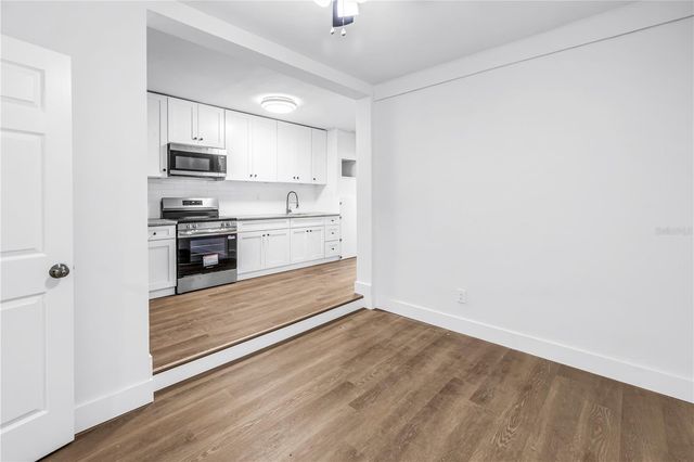 110 NE MONROE CIRCLE N 1, St Petersburg, FL 33702