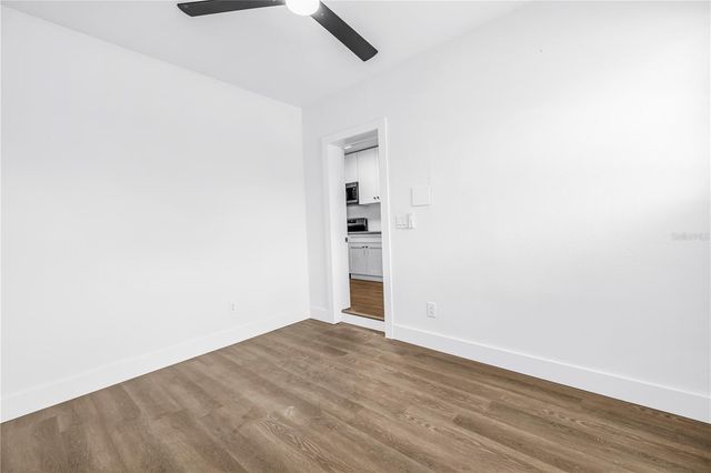 110 NE MONROE CIRCLE N 1, St Petersburg, FL 33702