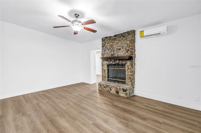 110 NE MONROE CIRCLE N 1, St Petersburg, FL 33702