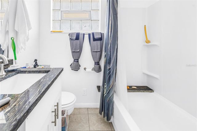 110 NE MONROE CIRCLE N 1, St Petersburg, FL 33702