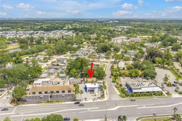 110 NE MONROE CIRCLE N 1, St Petersburg, FL 33702