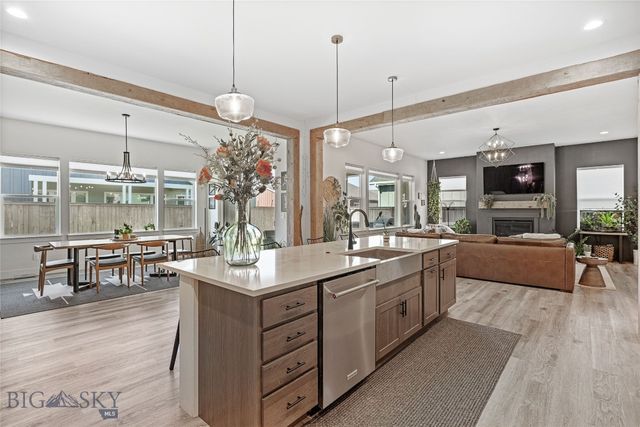 1711 Wyatt Earp Court, Belgrade, MT 59714