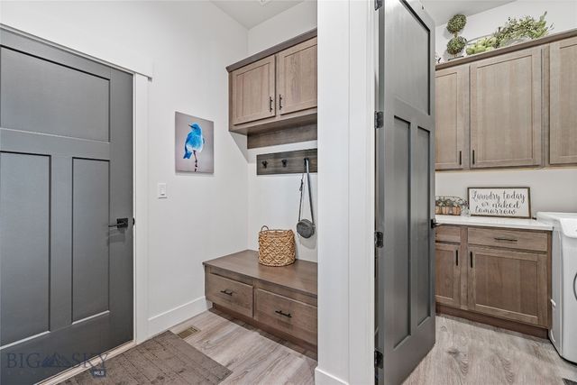 1711 Wyatt Earp Court, Belgrade, MT 59714