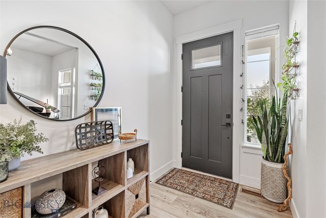 1711 Wyatt Earp Court, Belgrade, MT 59714