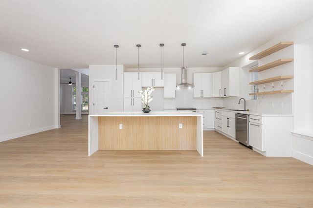 7620 Worthing Street, Dallas, TX 75252