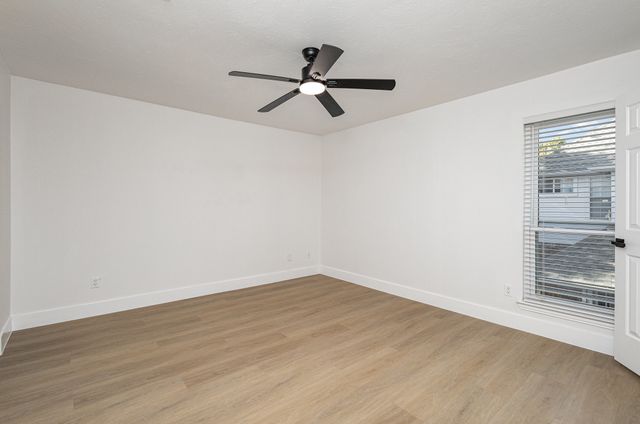 7620 Worthing Street, Dallas, TX 75252