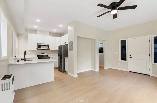 1221 E 1st 12, Long Beach, CA 90802