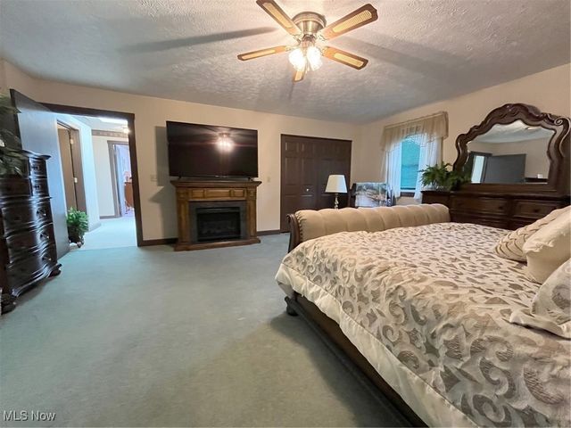 411 E Mohawk Drive, Malvern, OH 44644