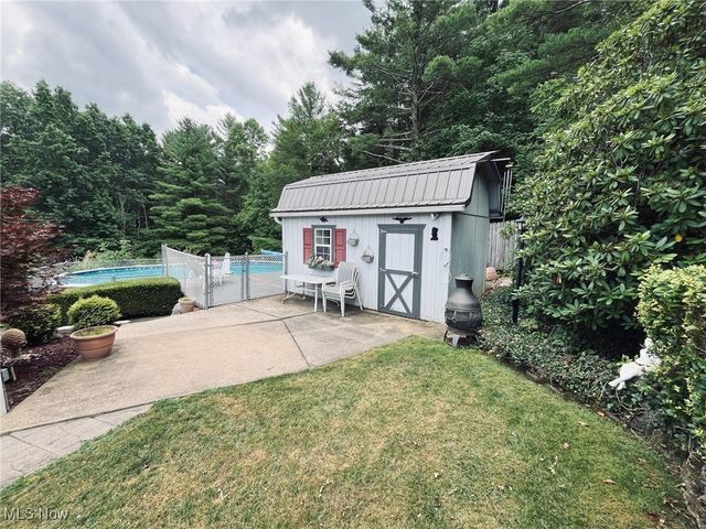 411 E Mohawk Drive, Malvern, OH 44644